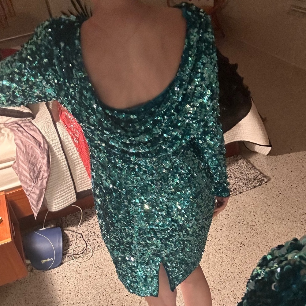 NWT Stenay 100% silk sequin back draping long sleeve mini dress aqua 8
